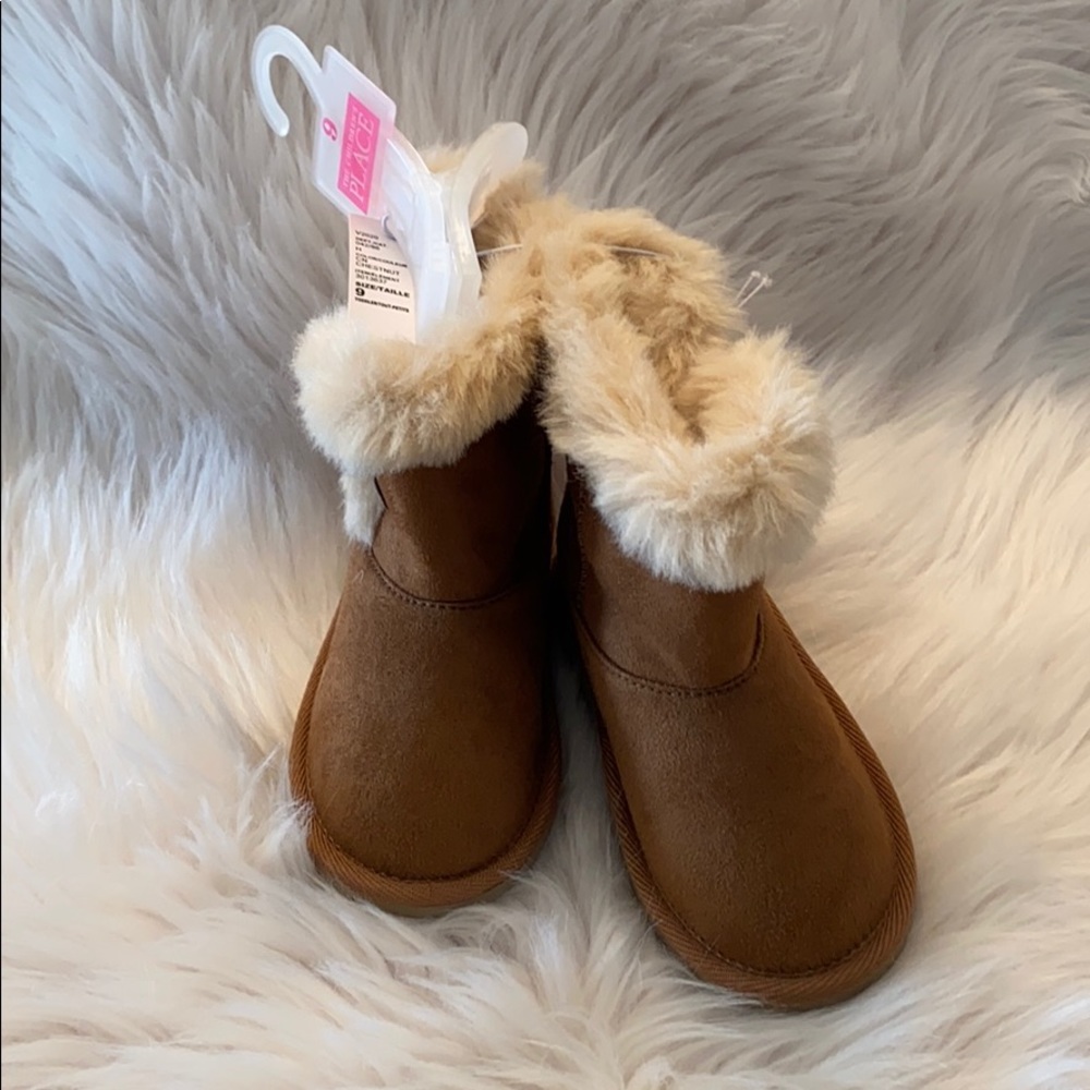 NWT Little Girls Size 9 Winter Boots